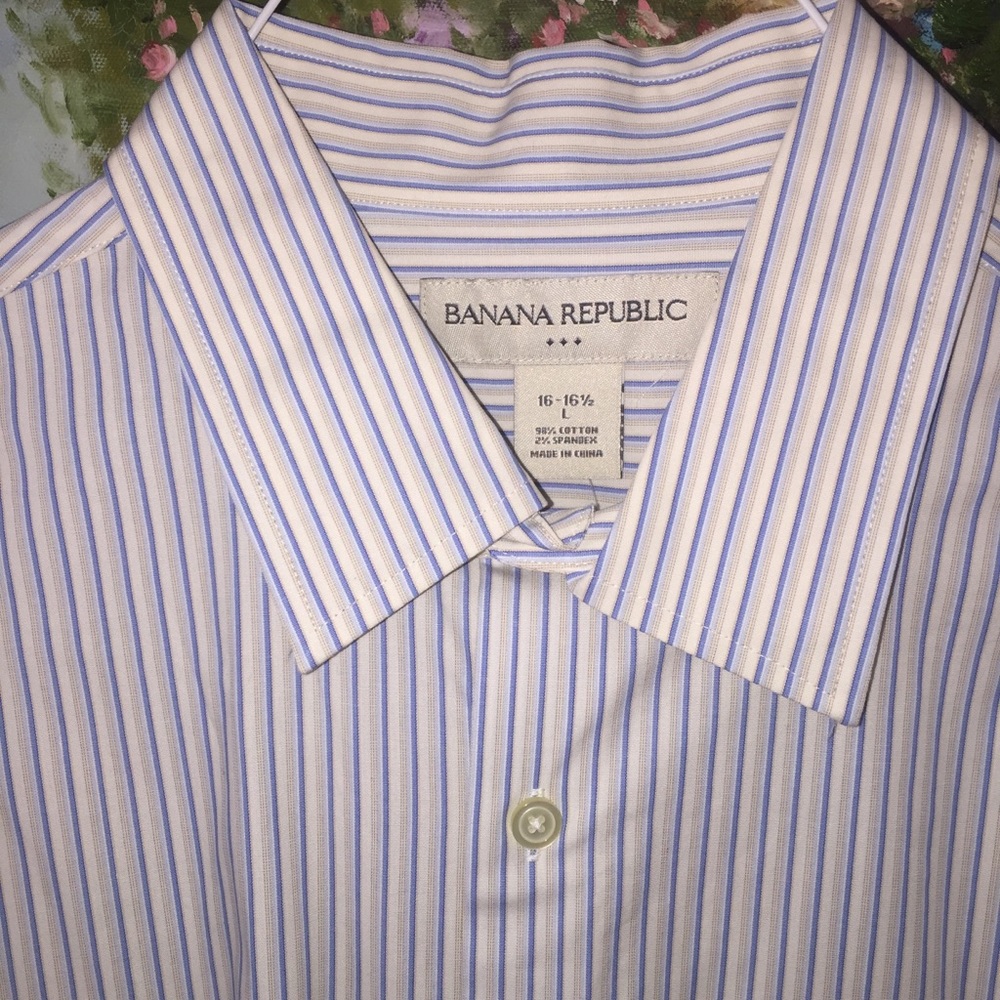 BANANA REPUBLIC BUTTON DOWN